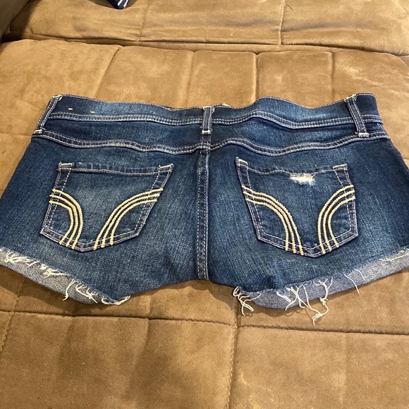 Hollister Jean shorts. Size 25 - Picture 2 of 3